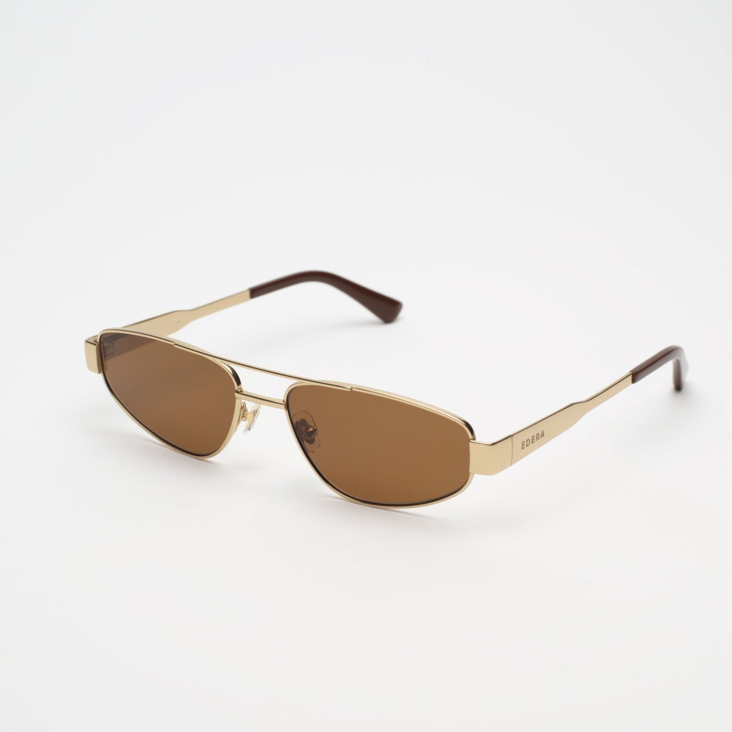 Anais - Titanium Gold Toffee