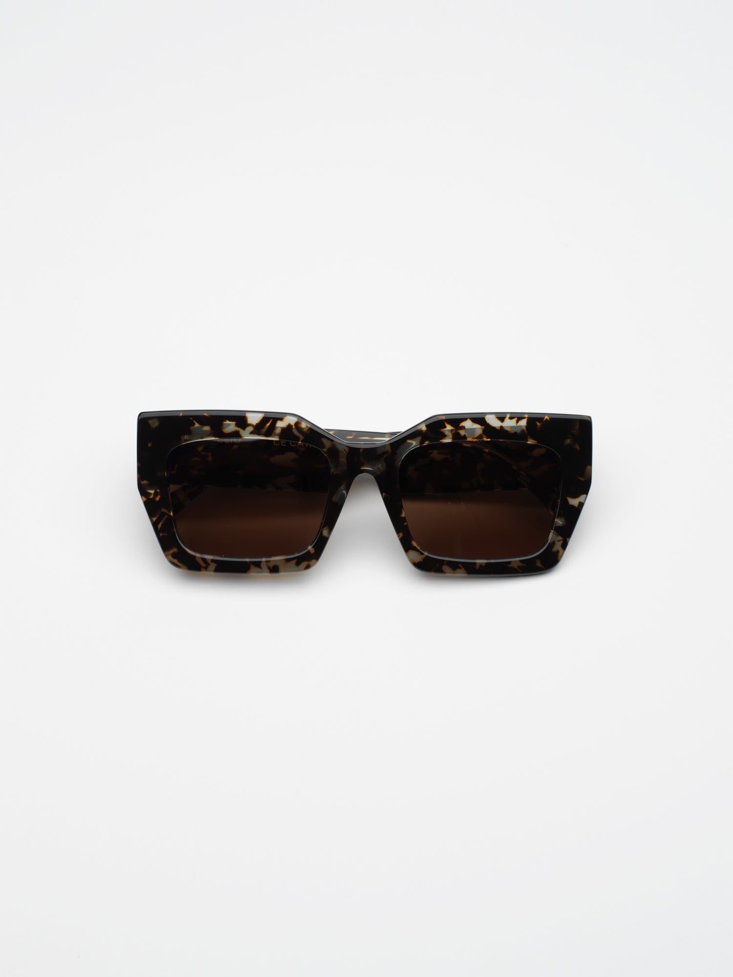 Elio - Retro Havana Acetate - EDERA EYEWEAR