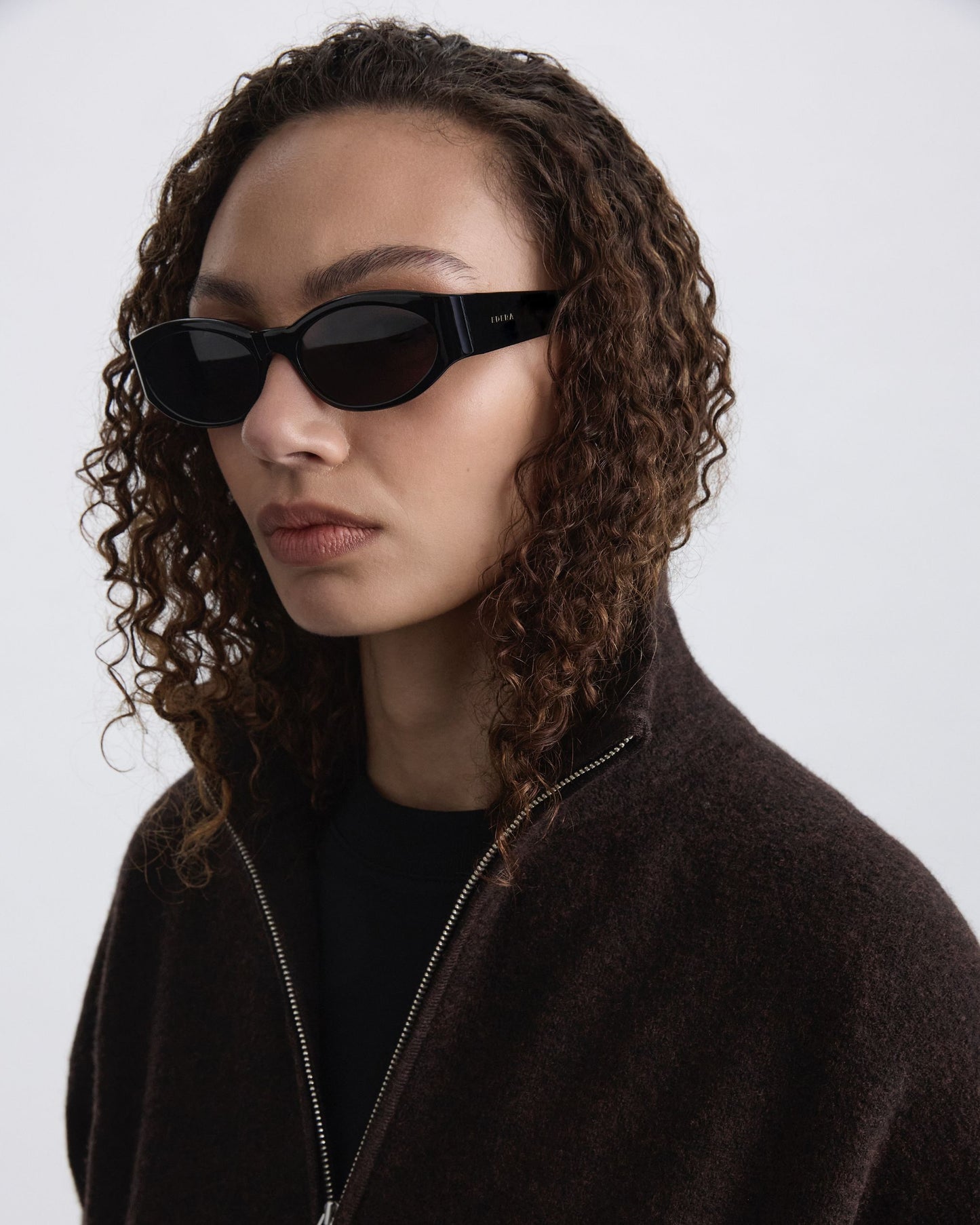 RAFFI BLACK SUNGLASSES