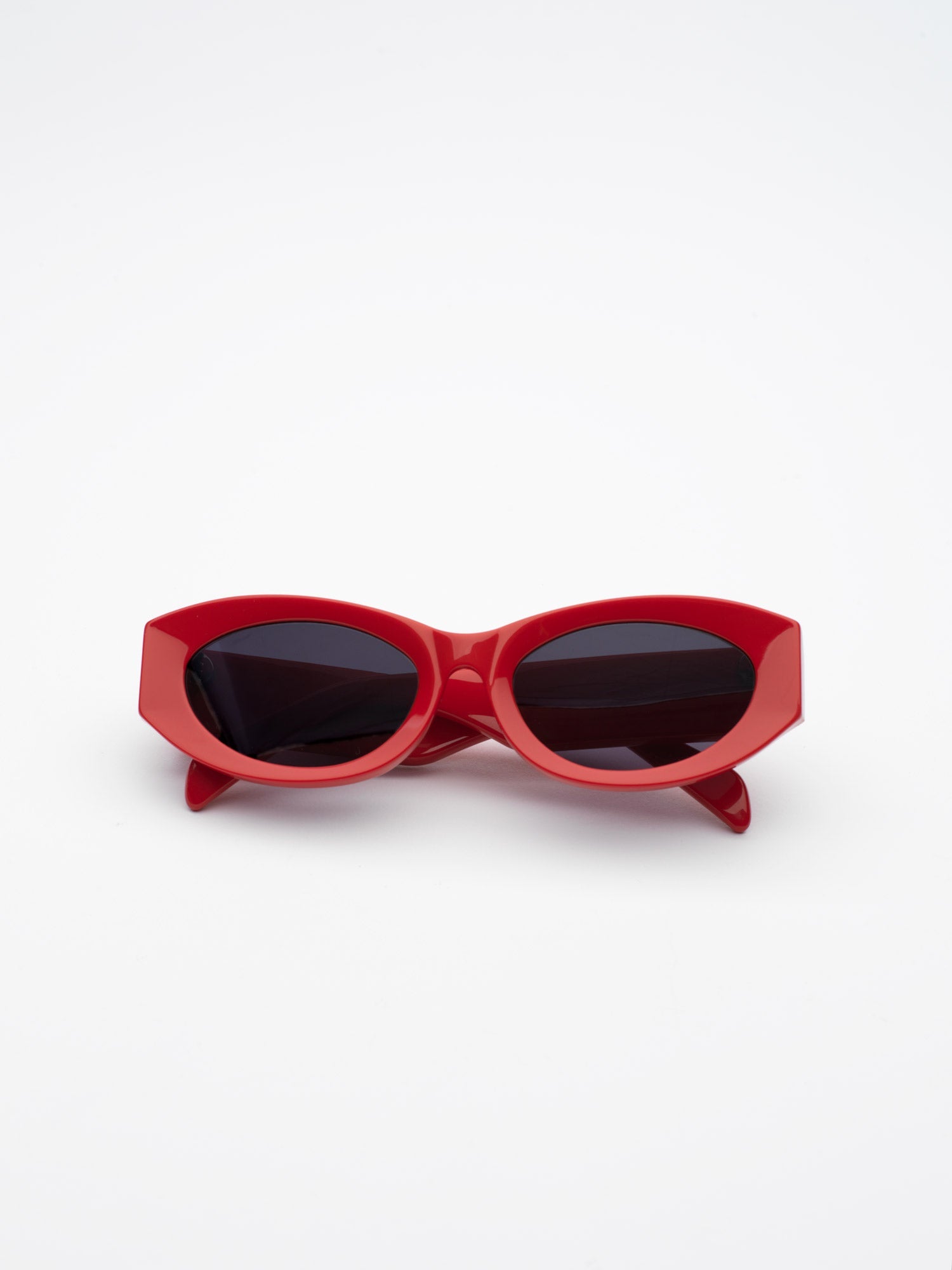 Margaux - Cherry Red Acetate - EDERA EYEWEAR